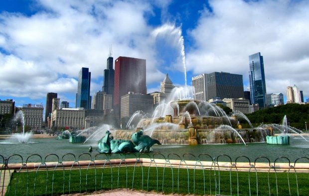 Buckingham Fountain in Grant Park Chicago