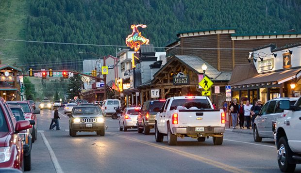 Jackson is a town in the jackson hole valley of teton county, wyoming, united states. Jackson Hole Wyoming - Jackson Hole Wyoming Must-Sees - eTravelTrips Blog