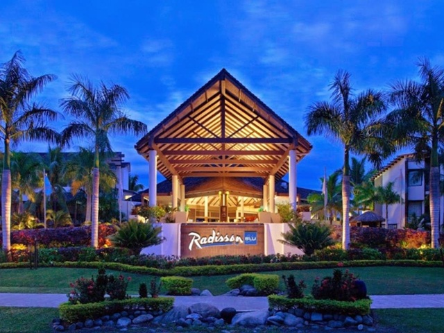 Radisson Blu Resort Fiji Denarau Island