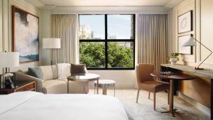 Four seasons Austin guest room