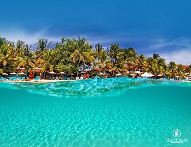 best hotels in Roatán Honduras